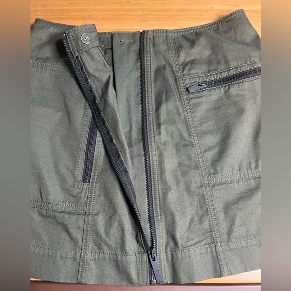 EUC MCQ Alexander McQueen- Green Military Pocket Skirt. Size S - Picture 13 of 13